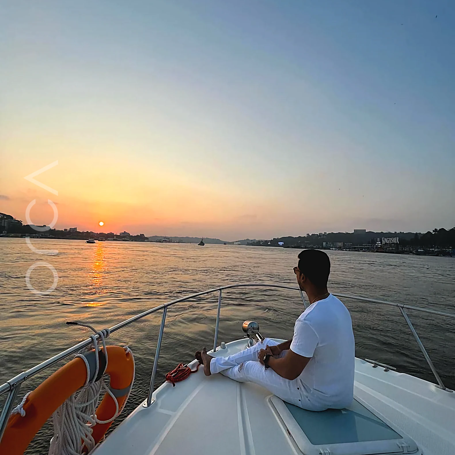 Bayliner 340 Boat in Goa, sunset view - Orca Sail