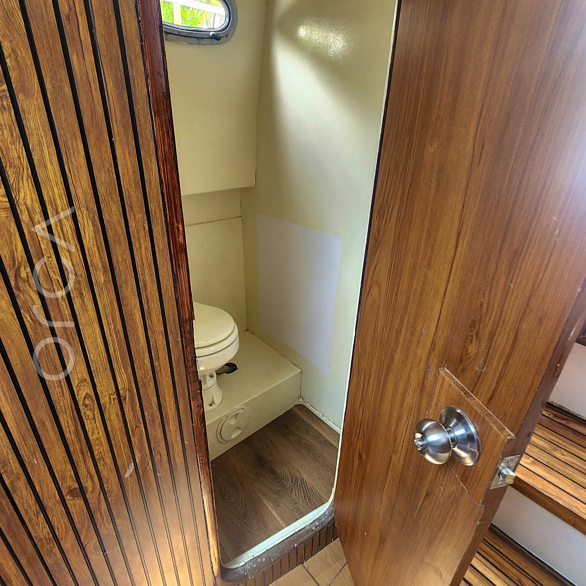 Gulf Craft 36 Boat in Goa, washroom - Orca Sail